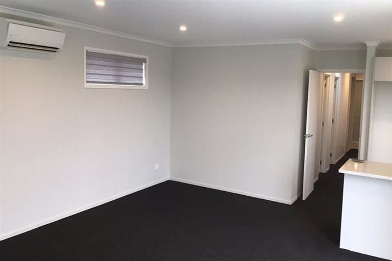 Photo of property in 10 Wiersma Lane, Wigram, Christchurch, 8025