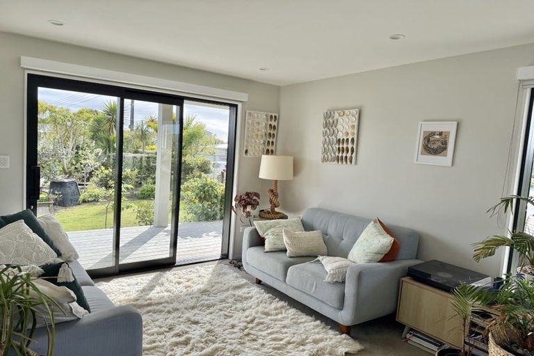 Photo of property in 13 Cook Street, Carters Beach, Westport, 7825