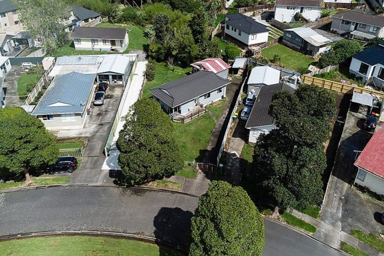 Photo of property in 32 Chantelle Place, Papatoetoe, Auckland, 2025