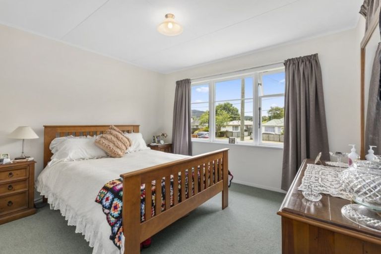 Photo of property in 78 Hine Road, Wainuiomata, Lower Hutt, 5014