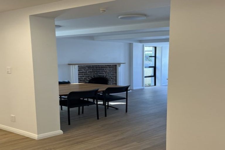 Photo of property in 7 Pinelands Avenue, Seatoun, Wellington, 6022