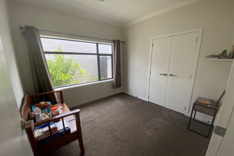 Photo of property in 20 Liberation Road, Papakura, 2110