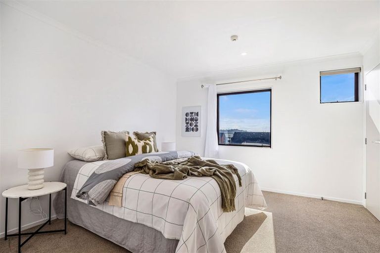 Photo of property in 24 Mapou Road, Hobsonville, Auckland, 0616