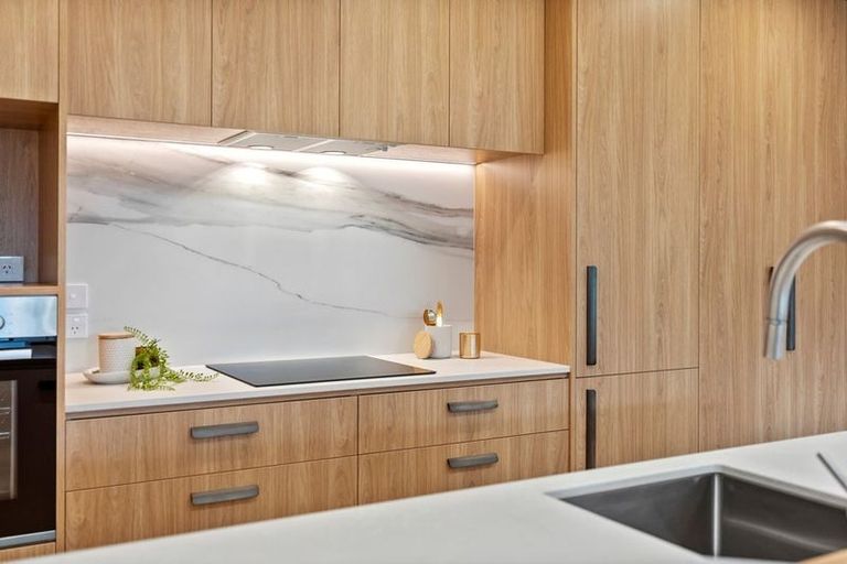 Photo of property in 1/12 Westmorland Rise, Bethlehem, Tauranga, 3110