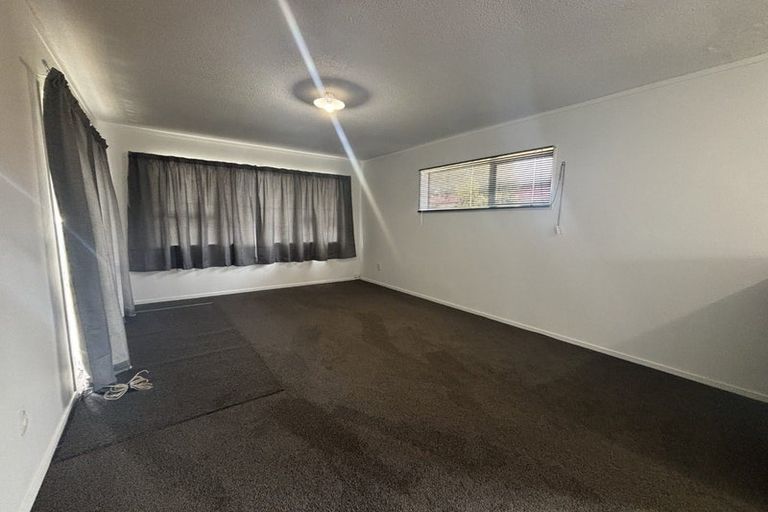 Photo of property in 27 John Walker Drive, Manurewa, Auckland, 2102