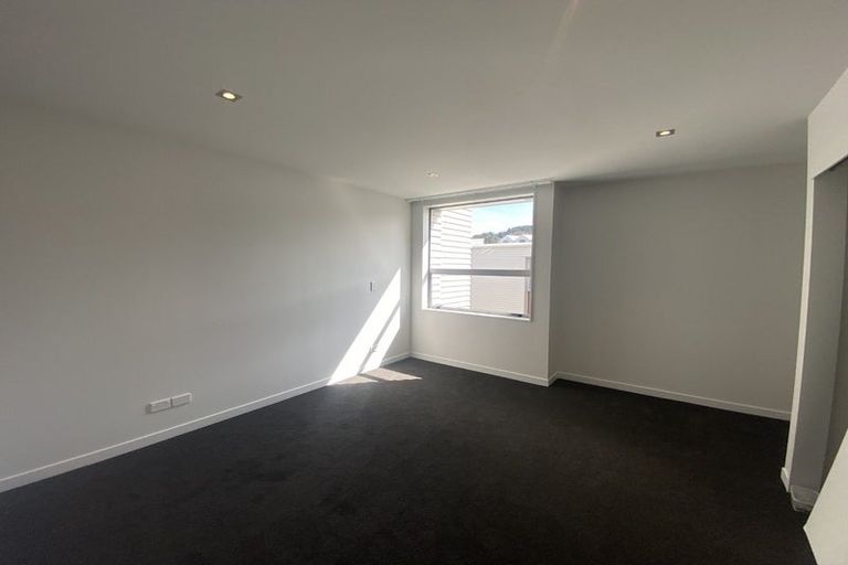 Photo of property in Altar Apartments, 11/120 Rintoul Street, Newtown, Wellington, 6021