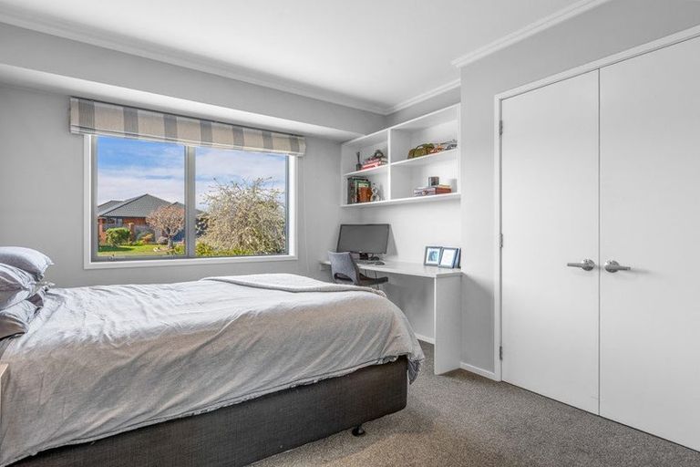 Photo of property in 26 Blue Gum Place, New Brighton, Christchurch, 8083