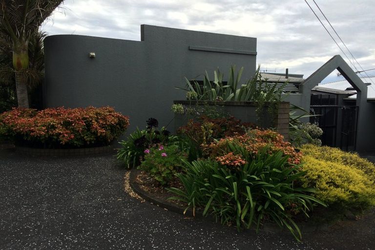 Photo of property in 109a Mokoia Road, Birkenhead, Auckland, 0626