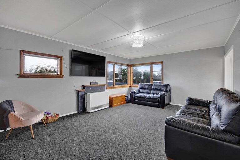 Photo of property in 26 Tawhiti Road, Hawera, 4610