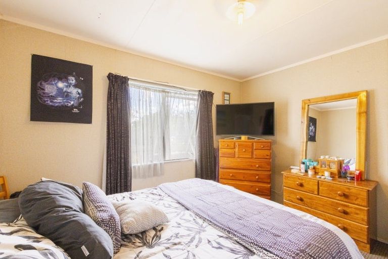 Photo of property in 20 Ellison Street, Otane, 4202