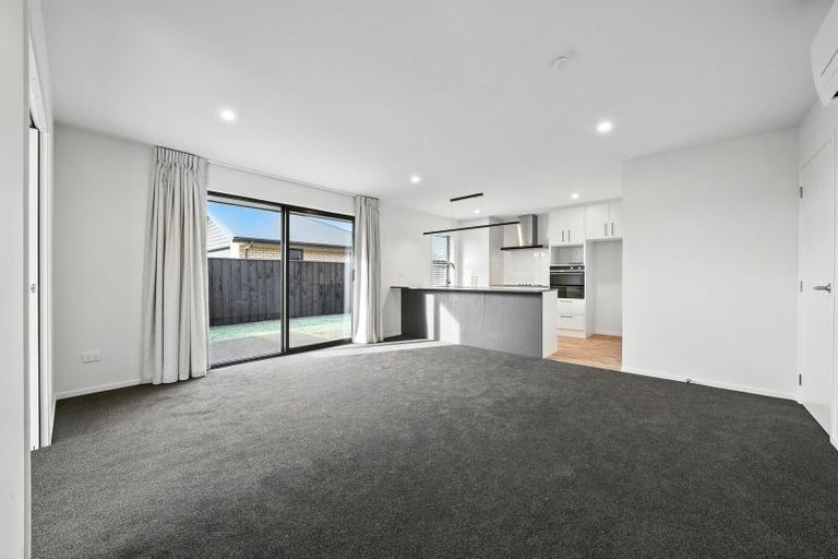 Photo of property in 22 Herridge Street, Woodend, 7691