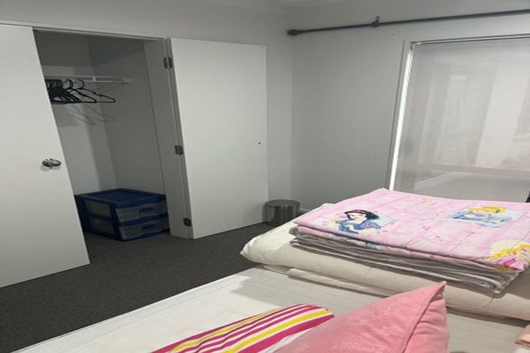 Photo of property in 28 Lochnagar Drive, Lake Hayes, Queenstown, 9304