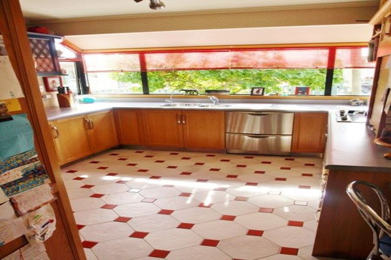 Photo of property in 15 Eastons Road, Westport, 7825