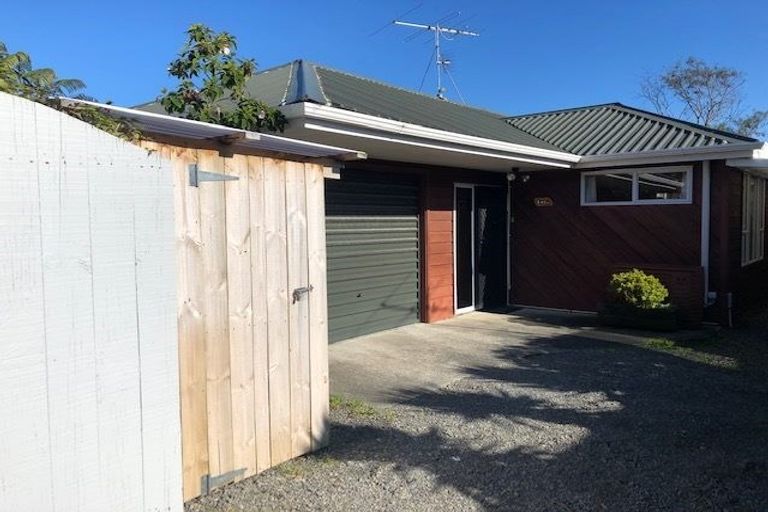 Photo of property in 142b Main Road, Waikanae, 5036