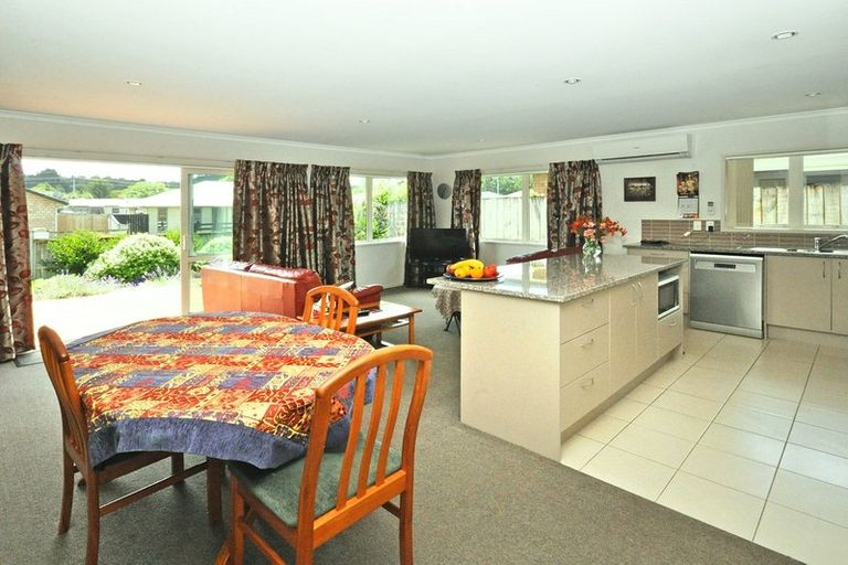 Photo of property in 1 Mcgowan Rise, Tuakau, 2121