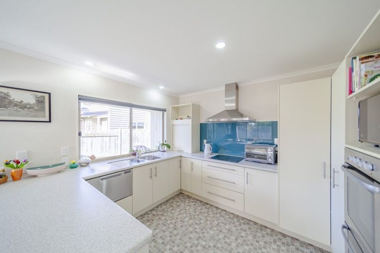 Photo of property in 8 Belgrove Place, Waipukurau, 4200