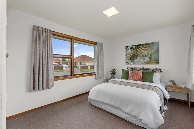 Photo of property in 26 Royleen Street, Casebrook, Christchurch, 8051