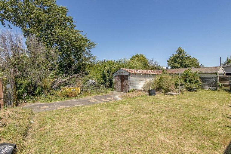 Photo of property in 210 Edgeware Road, Edgeware, Christchurch, 8013