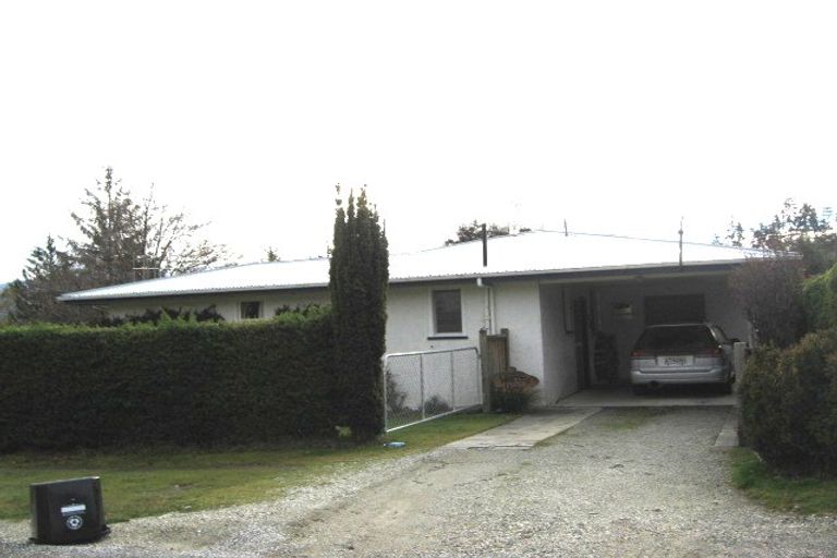 Photo of property in 19 Collins Street, Wanaka, 9305