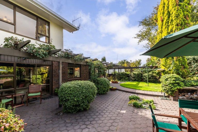 Photo of property in 15 Corwen Place, Mayfair, Hastings, 4122