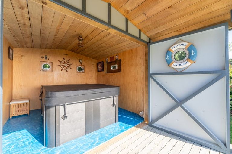 Photo of property in 21 Nasmyth Street, Kakanui, Oamaru, 9495
