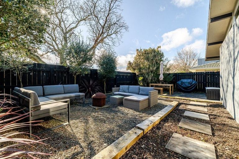 Photo of property in 3 Spilman Place, Awapuni, Palmerston North, 4412