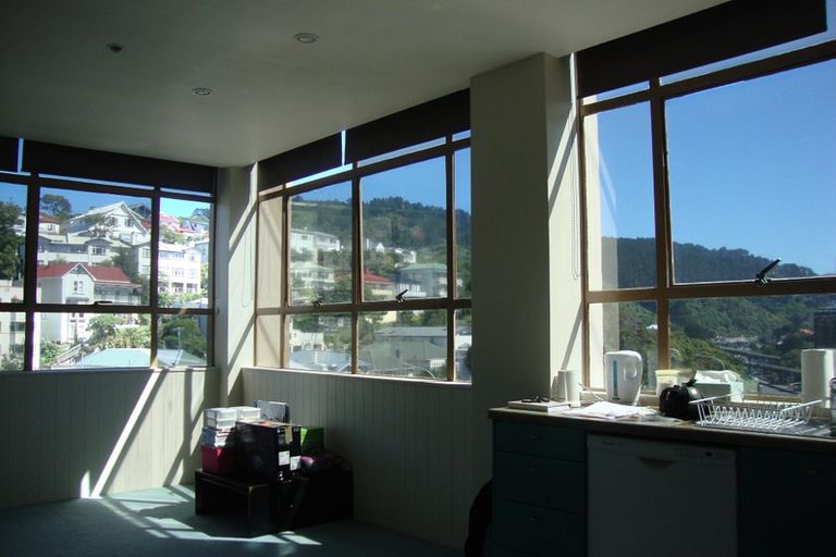 Photo of property in Hume House, 29/152u The Terrace, Wellington Central, Wellington, 6011