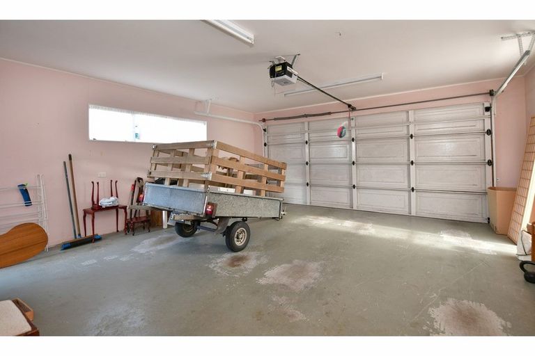 Photo of property in 3 Settlers Grove, Orewa, 0931