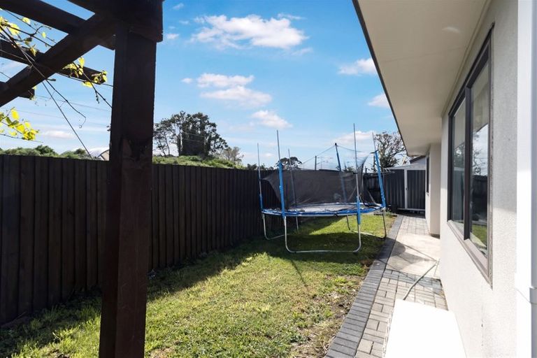 Photo of property in 79 Pooks Road, Ranui, Auckland, 0612