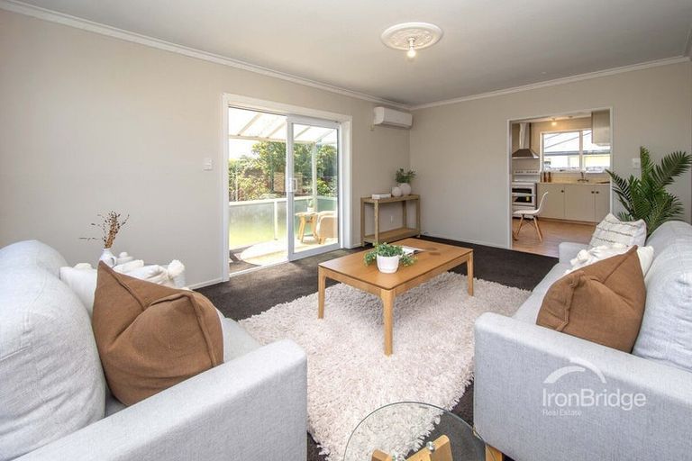 Photo of property in 1/86 Travis Road, Burwood, Christchurch, 8083