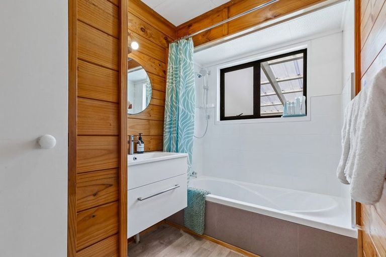 Photo of property in 56 Aubrey Road, Stillwater, Silverdale, 0993