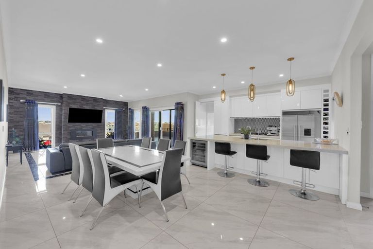 Photo of property in 10 Glaisdale Crescent, Flagstaff, Hamilton, 3210