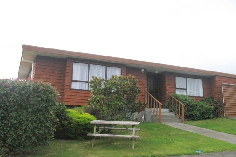 Photo of property in 25 Latitude Close, Whitby, Porirua, 5024