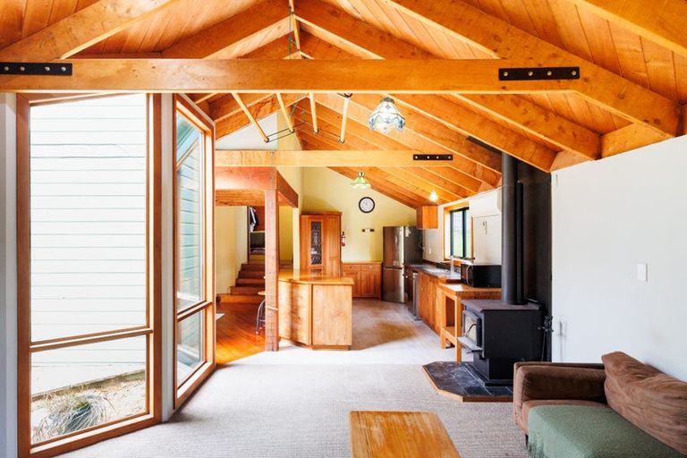 Photo of property in 353 Kahuterawa Road, Linton, Palmerston North, 4472