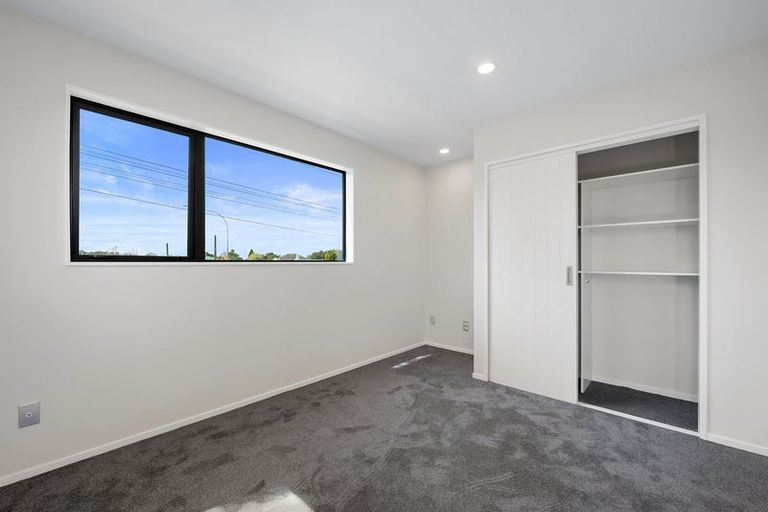 Photo of property in 8/88 Gloria Avenue, Te Atatu Peninsula, Auckland, 0610