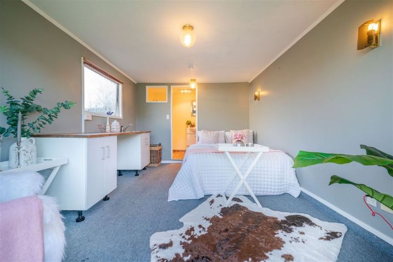 Photo of property in 19 Elwyn Place, Avonhead, Christchurch, 8042