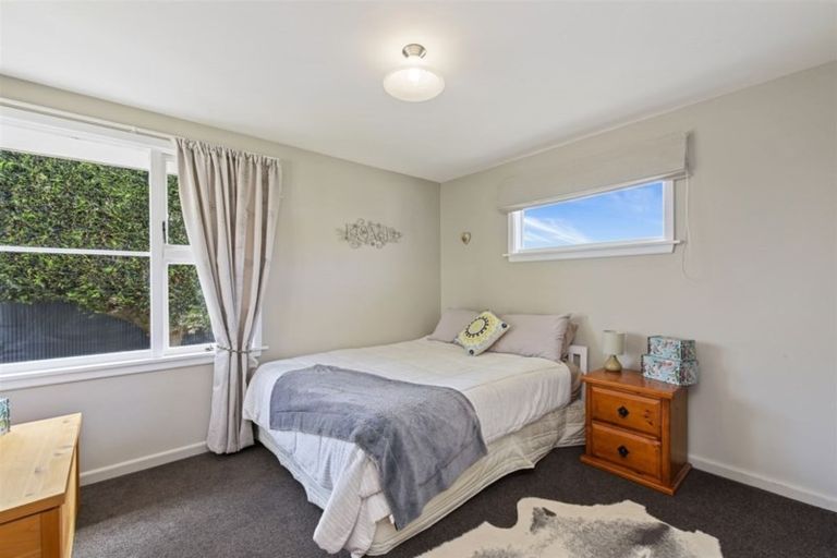 Photo of property in 55 Oriana Crescent, Hornby, Christchurch, 8042