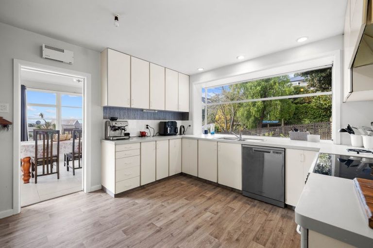 Photo of property in 14 Huntsbury Avenue, Huntsbury, Christchurch, 8022