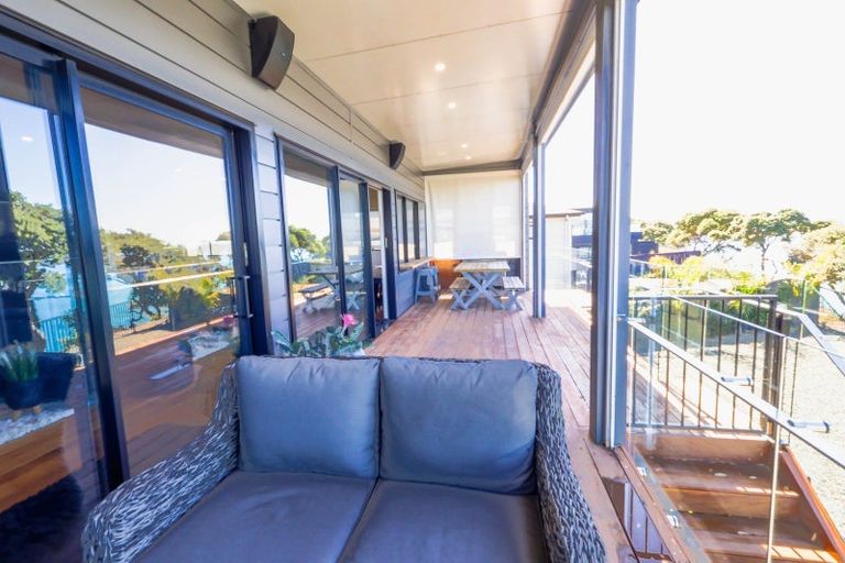Photo of property in 57 Hawaiian Parade, Arkles Bay, Whangaparaoa, 0932