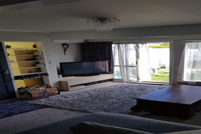 Photo of property in 50f5 Darlington Road, Miramar, Wellington, 6022