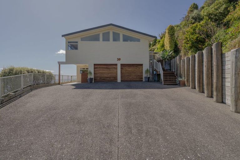 Photo of property in 39 Motuhoa Road, Tairua, 3508