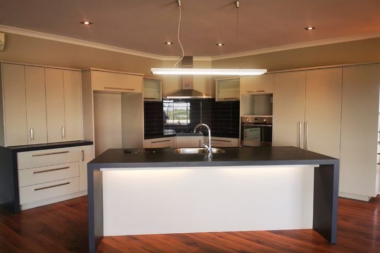 Photo of property in 7 Raddington Way, Huntington, Hamilton, 3210