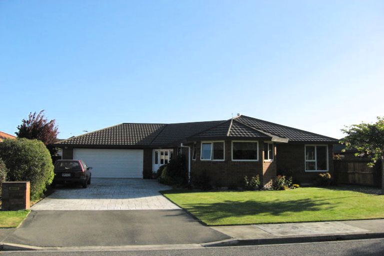 Photo of property in 3 Mcdougal Place, Kaiapoi, 7630