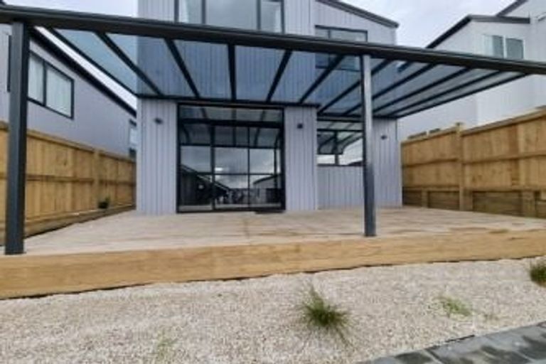 Photo of property in 46 Kea Road, Silverdale, 0932