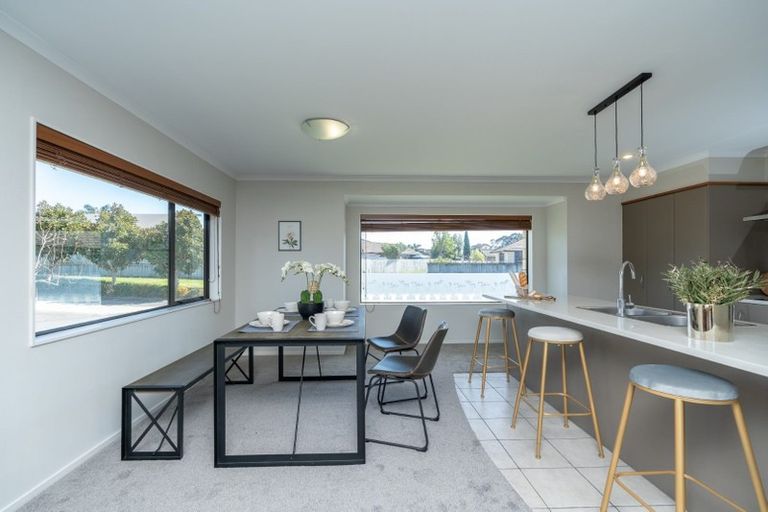 Photo of property in 10 Tarrango Way, Rototuna, Hamilton, 3210