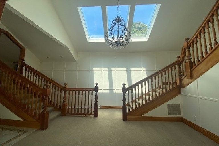 Photo of property in 5-7 Mahoe Street, Eastbourne, Lower Hutt, 5013