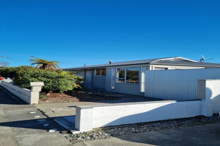 Photo of property in 2- 2 Gascoigne Street, Riversdale, Blenheim, 7201