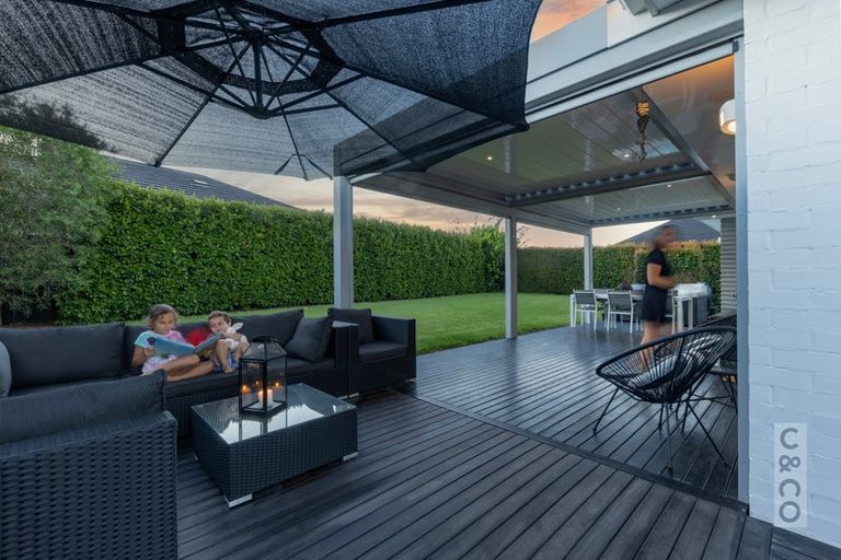 Photo of property in 30 Jelas Drive, Riverhead, 0820