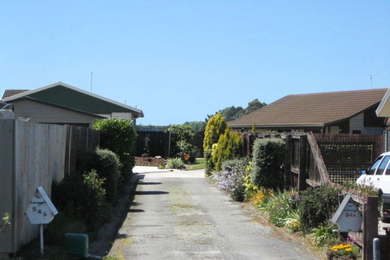 Photo of property in 54a Dunbarton Street, Redwood, Christchurch, 8051
