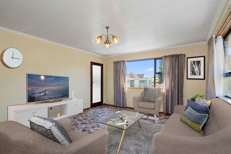 Photo of property in 1/1 Byron Place, Stoke, Nelson, 7011